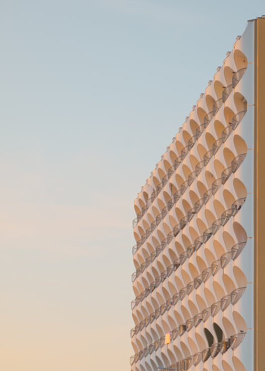 A Dallast nézzük a tévében